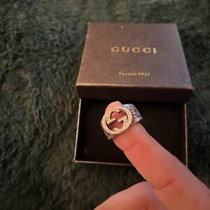 Authentic size 8 Gucci Silver Ring. Made in Italy. So stylish & Beautiful 🇮🇹